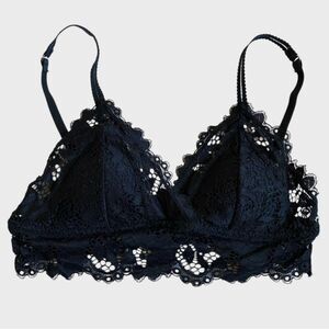 Marilyn Monroe Midnight Lace Bralette Women's Size M Black Feminine Coquette